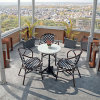 Meubles de loisirs en plein air de haute qualité Table à thé en marbre en aluminium PE rotin Restaurant chaises d'extérieur hôtel salle à manger utilisation extérieure
