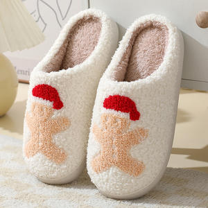 Pantoufles de Noël personnalisées Cadeaux de Noël pour les fêtes Pantoufles confortables à motif d'arbre à mémoire de forme Pantoufles de chambre à coucher pour dames Garçons - Product Image 2