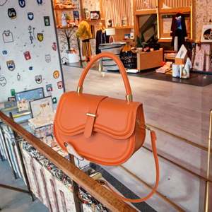 Sacs bandoulière de luxe en cuir véritable 100% avec design personnalisé bagages week-end vente en gros de sacs de voyage - Product Image 3