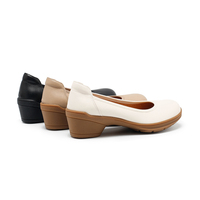 Chaussures décontractées pour femmes, respirantes, légères, augmentant la taille, en cuir véritable, à talon bas, pour les trajets quotidiens