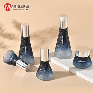 Ensemble d'emballages cosmétiques <span class=keywords><strong>de</strong></span> luxe personnalisés, flacon <span class=keywords><strong>vide</strong></span> en verre bleu dégradé pour crème visage et bouteille <span class=keywords><strong>de</strong></span> lotion avec pompe, impression sérigraphique - Product Image 1