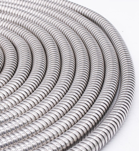 Tuyau d'arrosage en acier inoxydable robuste de 50 pieds, diamètre de 3/4 pouces, pression de 6 à 8 bars, sans pli, sans morsure, pour une utilisation en extérieur - Product Image 3