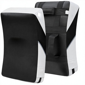 Pad de protection pour la boxe et le Muay Thai avec matériau EVA et emballage personnalisé - Product Image 1