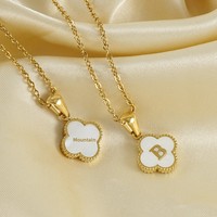 Collier minimaliste transfrontalier en acier inoxydable plaqué or 18 carats avec pendentif trèfle à quatre feuilles et lettre, chaîne en bambou, cadeau pour femme, vente en gros