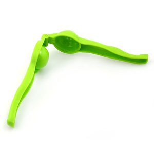 Plastic Lemon Juicer Manual Handheld Citrus Squeezer Kitchen Tool 2 Pieces Yellow Green - Product Image 4