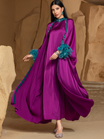 Ensemble Abaya Élégant Deux Pièces en Polyester, Kaftan en Satin avec Cape Extérieure, Manches à Plumes, Robe Intérieure Halter Ornée de Strass, Idéal pour Fêtes et Soirées de l'Aïd