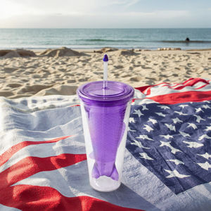 Bouteille d'eau de sport en plastique PS écologique de 16 oz, best-seller, avec couvercle, qualité supérieure, sans BPA, nouveauté, forme de queue de poisson - Product Image 1