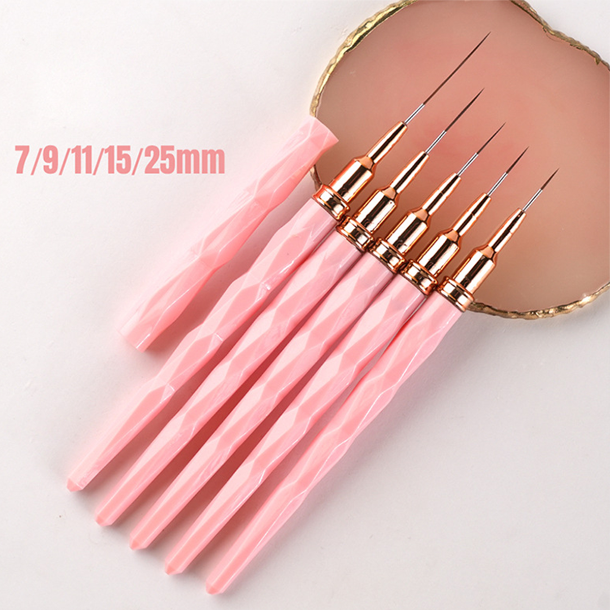 Extracteur de seringue en plastique rose en forme de diamant