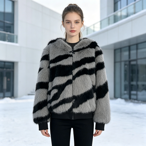 Elegante <span class=keywords><strong>Cappotto</strong></span> in Finta Pelliccia Stampa Zebrata, <span class=keywords><strong>Cappotto</strong></span> Caldo di Media Lunghezza per Donna, Tessuto e Colori Personalizzabili - Product Image 2