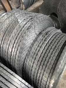 Alambre de púas galvanizado Bto-30 antirrobo con cuchilla cruzada para uso ferroviario y cercas de hierro - Product Image 4