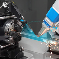 Coupe-tubes CNC à fibre laser 3D entièrement automatique 5 axes Chargement/déchargement automatique Conforme à la norme CE En stock