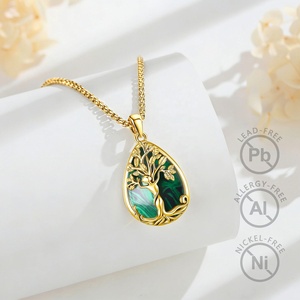 Collier <span class=keywords><strong>Arbre</strong></span> de Vie en Malachite Verte en Gros, Pendentif Spirituel en Cuivre Plaqué Or 18K en Forme de Goutte pour Femme - Product Image 3