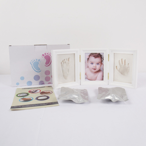 Cadre photo commémoratif en bois pour empreintes de mains et de pieds de bébé, pour la cérémonie de <span class=keywords><strong>naissance</strong></span> et la célébration des cent jours du nouveau-né - Product Image 3