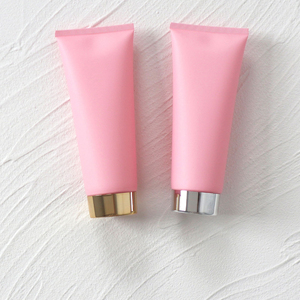 Envase de Tubo Exprimible de Plástico Cosmético con Tapa Abatible, Color Rosa Mate, 200 ml, para Limpiador Facial, Marca Privada - Product Image 5