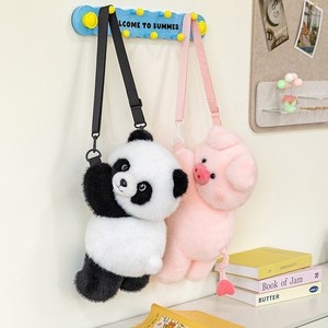 กระเป๋าเป้ตุ๊กตาหมูแพนด้าสีชมพู ขายส่ง ของขวัญวันเกิดเด็ก กระเป๋าหมูแพนด้าขนนุ่ม ของเล่นตุ๊กตาสัตว์ กระเป๋าเด็ก - Product Image 2