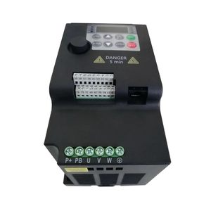 อินเวอร์เตอร์ปรับความถี่ได้ 0.75KW ระบบควบคุมเวกเตอร์สามเฟส ตัวควบคุมความเร็วมอเตอร์ 220V - Product Image 1