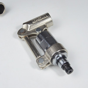 Cabezal de Bomba Hidráulica Manual para Pruebas con Inserto Roscado LHP-08, Conexiones G1/4-G3-G1/2, 10 Conexiones de Alta Presión para Pruebas Precisas - Product Image 3
