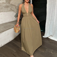 Robe longue maxi personnalisée avec logo, col halter plongeant en V, dos nu, froncée, taille haute, coupe trapèze, pour femme, idéale pour l'été, la plage ou les soirées.