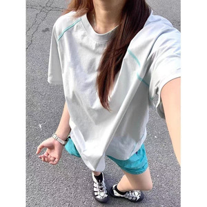 เสื้อยืดกีฬากลางแจ้งสีฟ้า Glacier Blue ป้องกันแสงแดด แห้งเร็ว น้ำหนักเบา ระบายความร้อน แขนสั้น สำหรับฤดูร้อน เหมาะสำหรับปั่นจักรยาน - Product Image 1