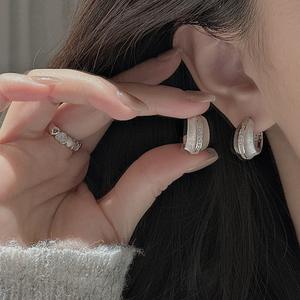 Pendientes Colgantes de Plata de Ley S925, Estilo Vintage Antiguo, Simple, Francés, Elegante, con Circonita, Curvados y Cepillados, Joyería de Moda - Product Image 2