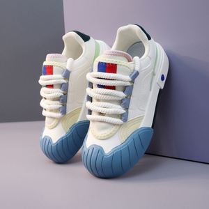 Zapatillas Blancas de Mujer Otoño 2026, Zapatos Casuales Versátiles a la Moda, Zapatos con Plataforma y Suela Gruesa para Aumentar la Estatura - Product Image 5