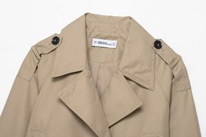 Femme 2025 nouvelle mode et loisirs Joker revers <span class=keywords><strong>trench</strong></span> <span class=keywords><strong>court</strong></span> à double boutonnage <span class=keywords><strong>trench</strong></span>-coat rétro femme chic à manches longues. - Product Image 3