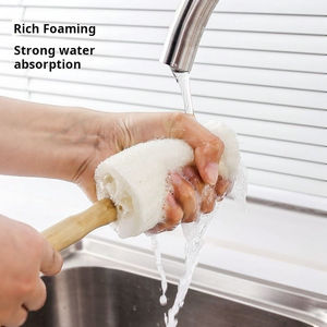 Cepillo de limpieza de madera de mango largo al por mayor, cepillo de lavado de tazas con red de lufa y función para colgar, cepillo doméstico para limpiar ollas - Product Image 2