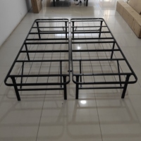 Cadre de lit moderne en métal et tubes de fer, taille King Size, design réglable et gain de place