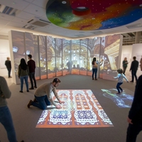 Jeux de balle immersifs pour enfants |   Projection murale interactive à écran tactile personnalisée