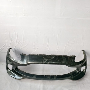 <span class=keywords><strong>Repuestos</strong></span> Usados de Alto Rendimiento para Autos, Kits de Carrocería, Parachoques Delantero con Pernos de Fijación Universal para Aston Martin DBX - Product Image 1