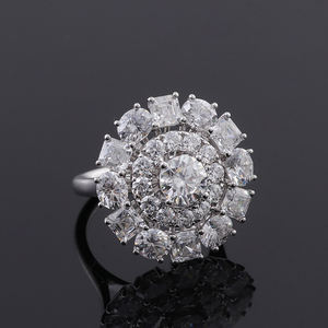 Bague de fiançailles fillettes en or blanc, 8mm, 14k, fait à la main, 1 at, momanite, diamant pour femmes, double halo, décor de château - Product Image 4