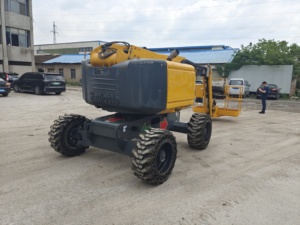 Elevador de construcción de marca famosa Mewp Haulotte <span class=keywords><strong>Manlift</strong></span> usado 16m máquina elevadora de pluma articulada hidráulica BA16RTJ para la venta - Product Image 5