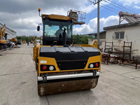 Rouleau Vibratoire XD103 de Marque Chinoise de Premier Plan, 10 Tonnes, Double Tambour, Compacteur Routier Euro2/3, Haute Efficacité, à Vendre