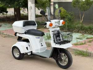 Scooter de Tres Ruedas Honda1 Gyro-X Usado, 50cc, Triciclo Inclinable, Caja de Almacenamiento Grande, Motocicleta de Reparto Comercial - Product Image 2