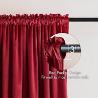 Rideaux occultants en velours doux 100% polyester rouge bordeaux à œillets plissés isolants à fort pouvoir occultant prêts à poser faciles d'entretien toutes saisons
