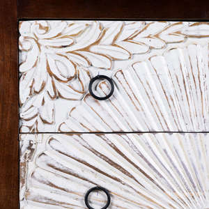 Cómoda de Estilo Tradicional con 7 Cajones, Cómoda Premium para Dormitorio con Herrajes de Latón Antiguo y Detalles Decorativos - Product Image 5