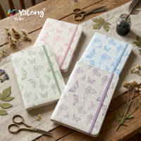 Cuaderno de Tapa Dura de Piel Sintética con Diseño de Mariposa YALONG YLA5R010, 120 Hojas, Banda Elástica, Multicolor Pastel, Perfecto para Diario