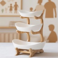 Minimalistische design drie-laags ronde houten fruitschaal met 2-3 liter capaciteit voor gebruik in de woonkamer en keuken, draagbare opbergoplossing voor servies.
