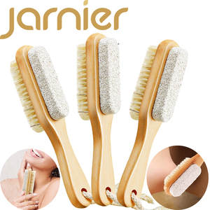 Brosse de massage douce pour les pieds en bois de haute qualité avec poils de sanglier et pierre ponce pour le bain - Product Image 1