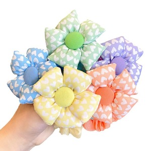 Élastiques à cheveux en forme de fleur pour filles et petites filles. Ces élastiques pour cheveux n'endommageront pas les cheveux et ont une bonne élasticité. - Product Image 5