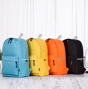 Sac à dos unisexe léger de grande capacité pour voyages et école, nouvelle collection printemps-été 2024 - Product Image 1