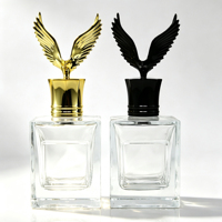 Flacon de parfum en verre à base carrée épaisse 100 ml, flacon vaporisateur de parfum gaufré à facettes, bouchon en forme d'aigle doré mat givré, 100 pièces