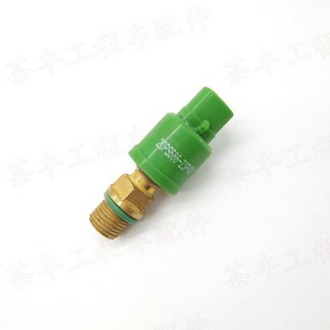 Interruptor de Presión Hitachi para Válvula de Distribución de Excavadora, Verde, Modelo 20PS86-23M, EX60100120200220-5 - Product Image 1