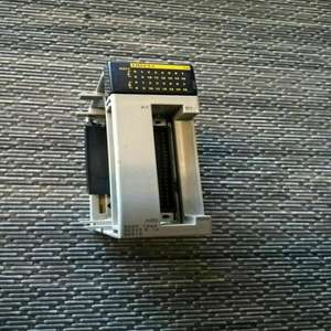 جديد وأصلي: وحدة التحكم الصناعية CQM1-OD213 - Product Image 1