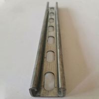 Profilé en C en acier galvanisé à chaud 41mmx41mmx2.5mmx6000mm, perforé, pour appartement et villa, anti-corrosion, résistant au feu 1