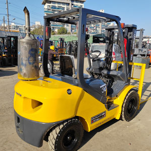 TCM รถยกนําเข้ามือสอง 2.5 ตัน, 3.5 ตัน, 6 ตัน, 10 ตัน, รถยก Komatsu ที่ใช้น้ํามันเชื้อเพลิงไฟฟ้าสําหรับขาย - Product Image 1