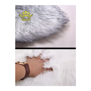 ผ้าคลุมเบาะรถยนต์ขนยาวเทียมหรูหราสำหรับ <span class=keywords><strong>Camry</strong></span> Patrol Logan Rio Solaris Tucson Lada อุปกรณ์เสริมในรถยนต์ - Product Image 5