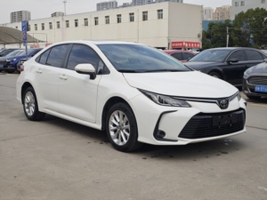 Hubei Yitong 2025 2024 Auto a Benzina Toyota Corolla Cross, Auto Cinese a Benzina, Prezzo Toyota Corolla Cross - Product Image 3