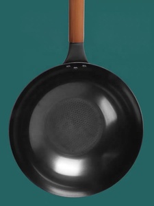 <span class=keywords><strong>Wok</strong></span> Tradicional <span class=keywords><strong>Asiático</strong></span> de Hierro Forjado Antiadherente de 26/28/30/32/34 cm, Sin Óxido, Sin Recubrimiento Químico, Apto para Gas e Inducción - Product Image 5