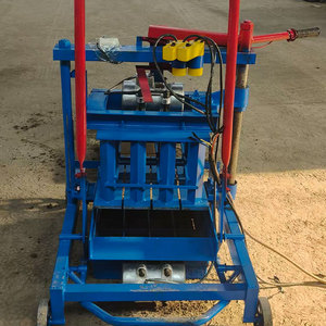 Machine à blocs de béton manuelle portable pour les petits travaux d'infrastructure - Product Image 2
